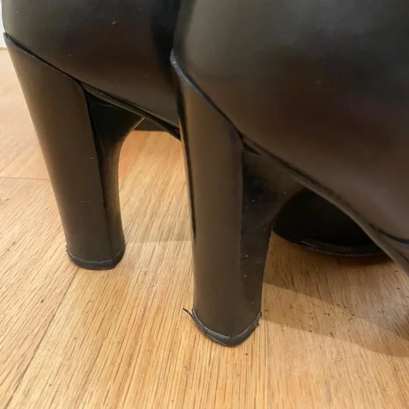 Via Spiga Black Leather Larry Calf Boots 6.5 - Picture 5 of 9